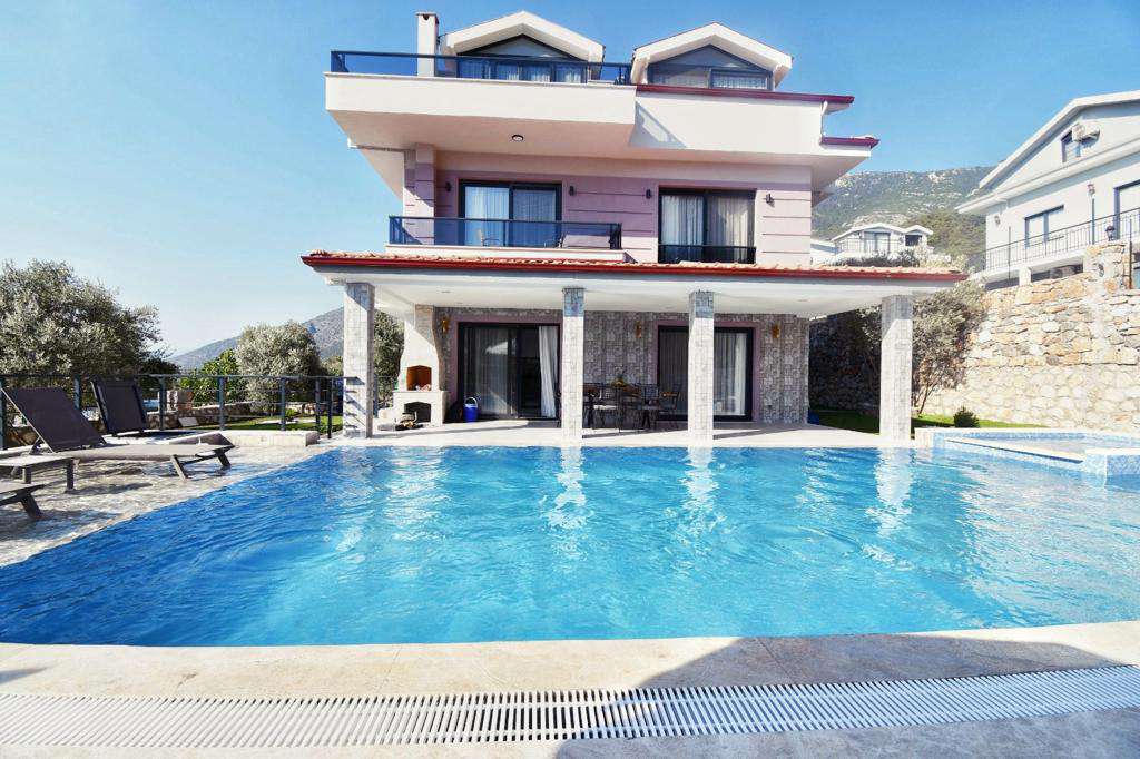 Villa Desen 2, Fethiye  Ovacık Bölgesinde 8 Kişilik Kiralık Villa