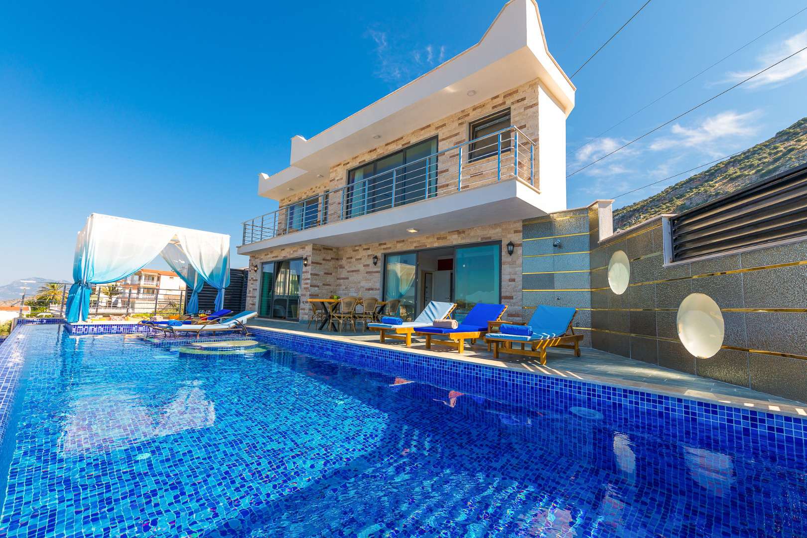 Villa Paris, Kalkan Akbel Bölgesinde 6 Kişilik Kiralık Villa