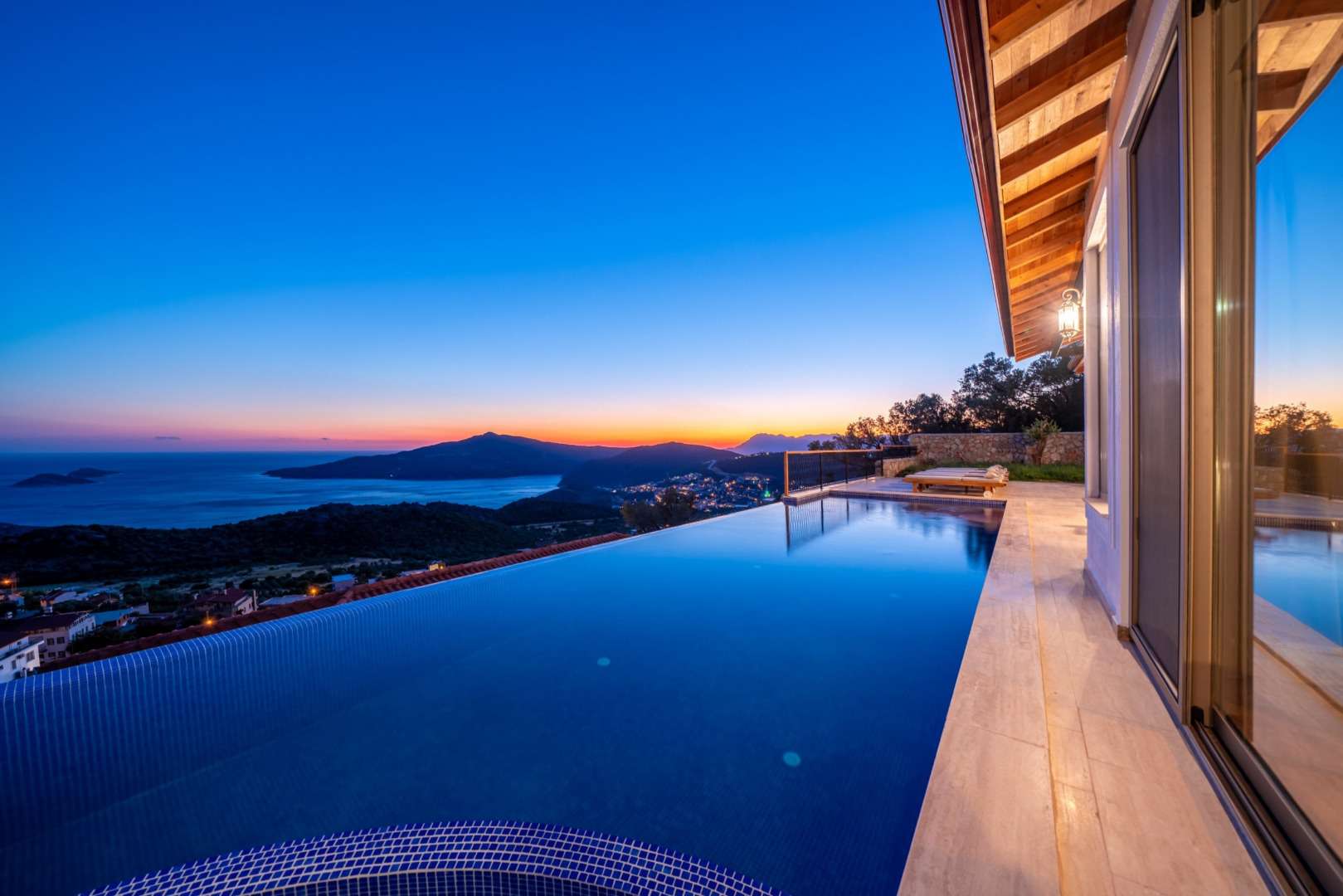 Villa Akasya 1 , Kalkan Kördere Bölgesinde 6 Kişilik Kiralık Villa