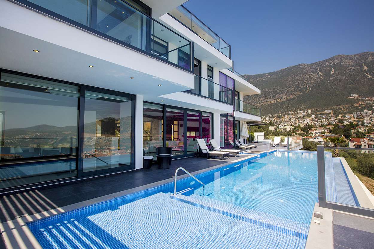 Villa Elite, Kalkan Ortaalan Bölgesinde 10 Kişilik Kiralık Villa