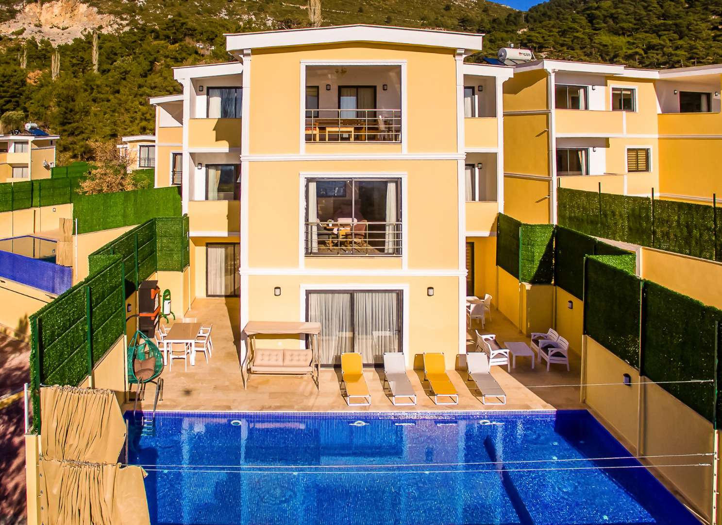 Villa Doğa Çınar, Kalkan İslamlar Bölgesinde 12 Kişilik Kiralık Villa