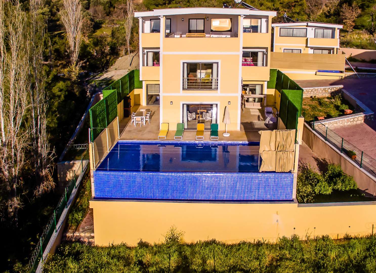 Villa Doğa Palmiye, Kalkan İslamlar Bölgesinde 12 Kişilik Kiralık Villa