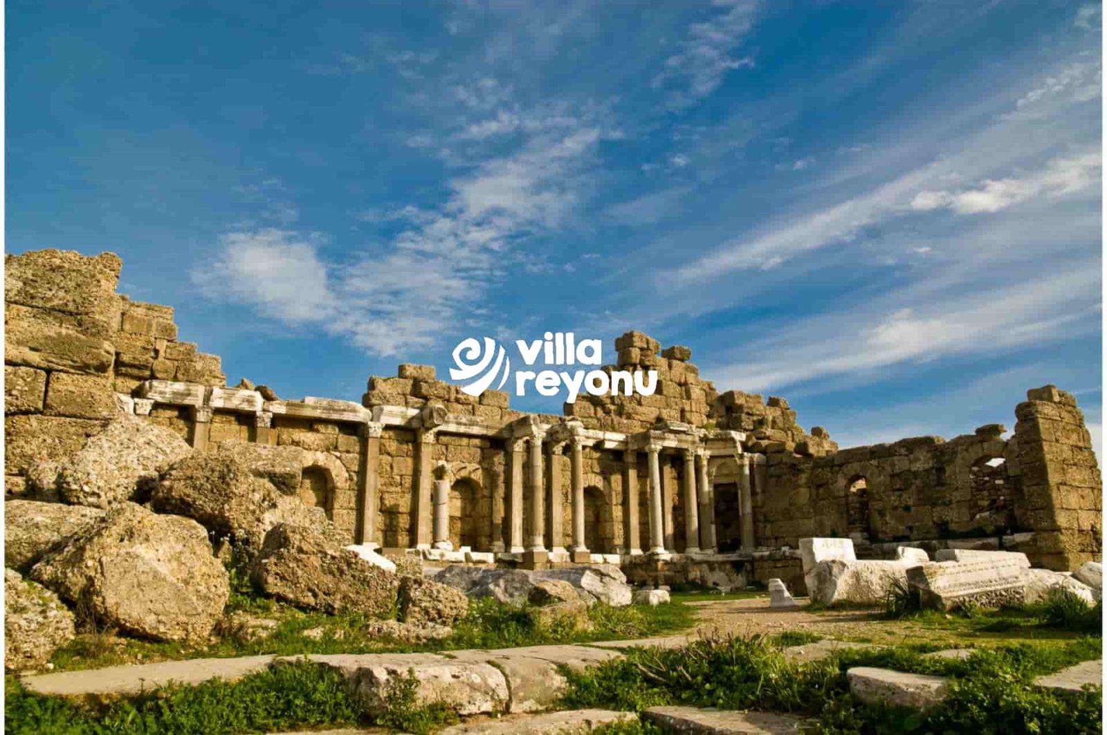 Side Antik Taş Mimari Kalıntıları