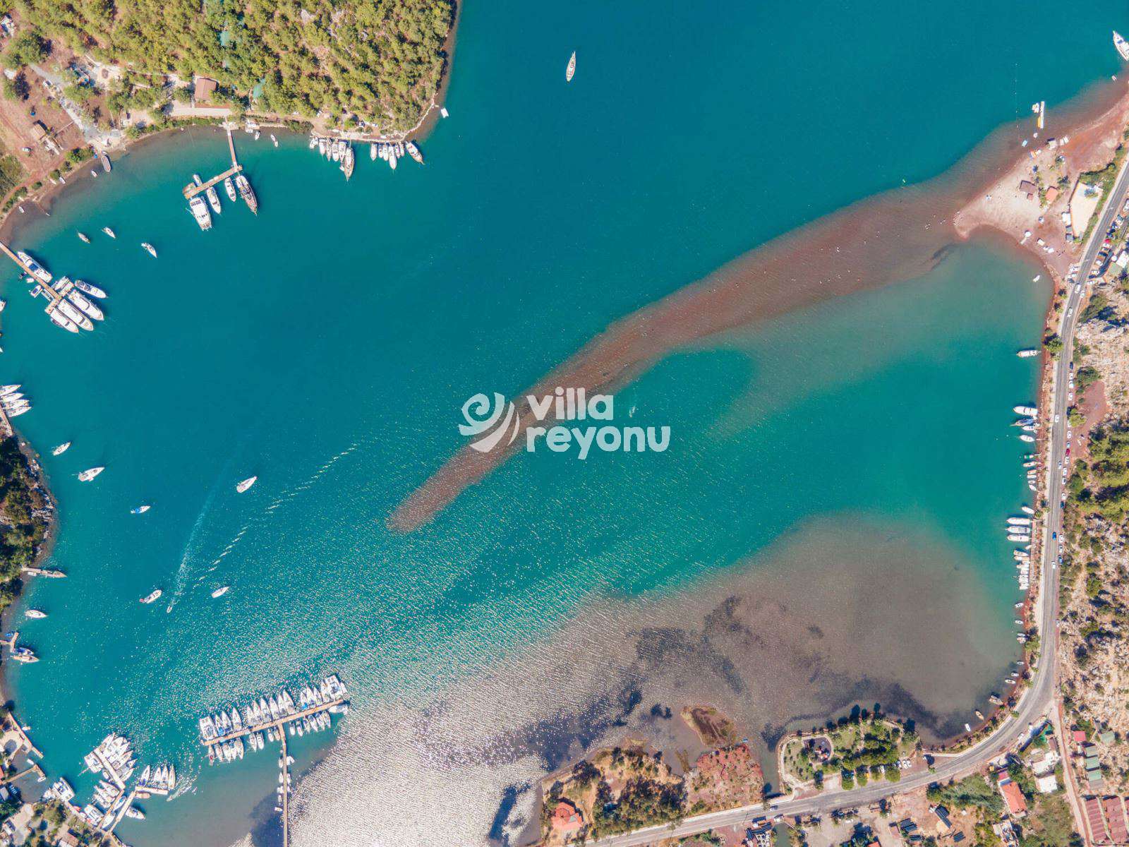 kız kumu plajının havadan çekilmiş drone fotoğrafları