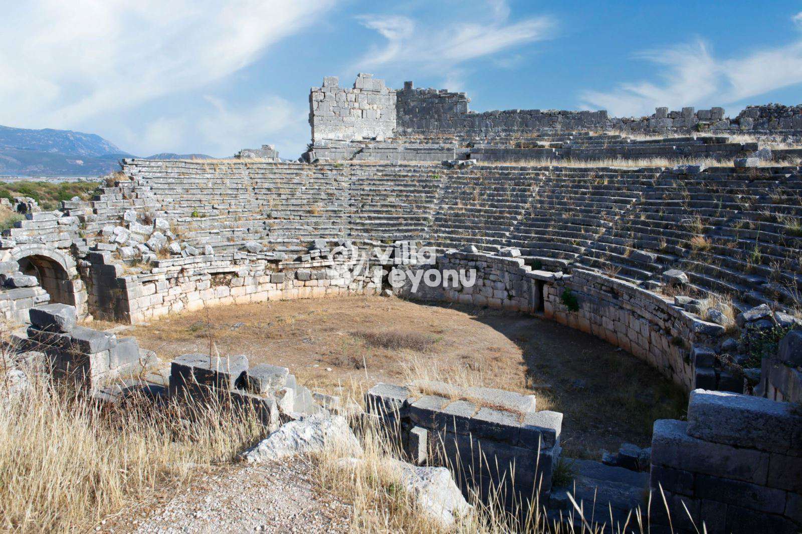 xanthos antik kenti amfitiyatro