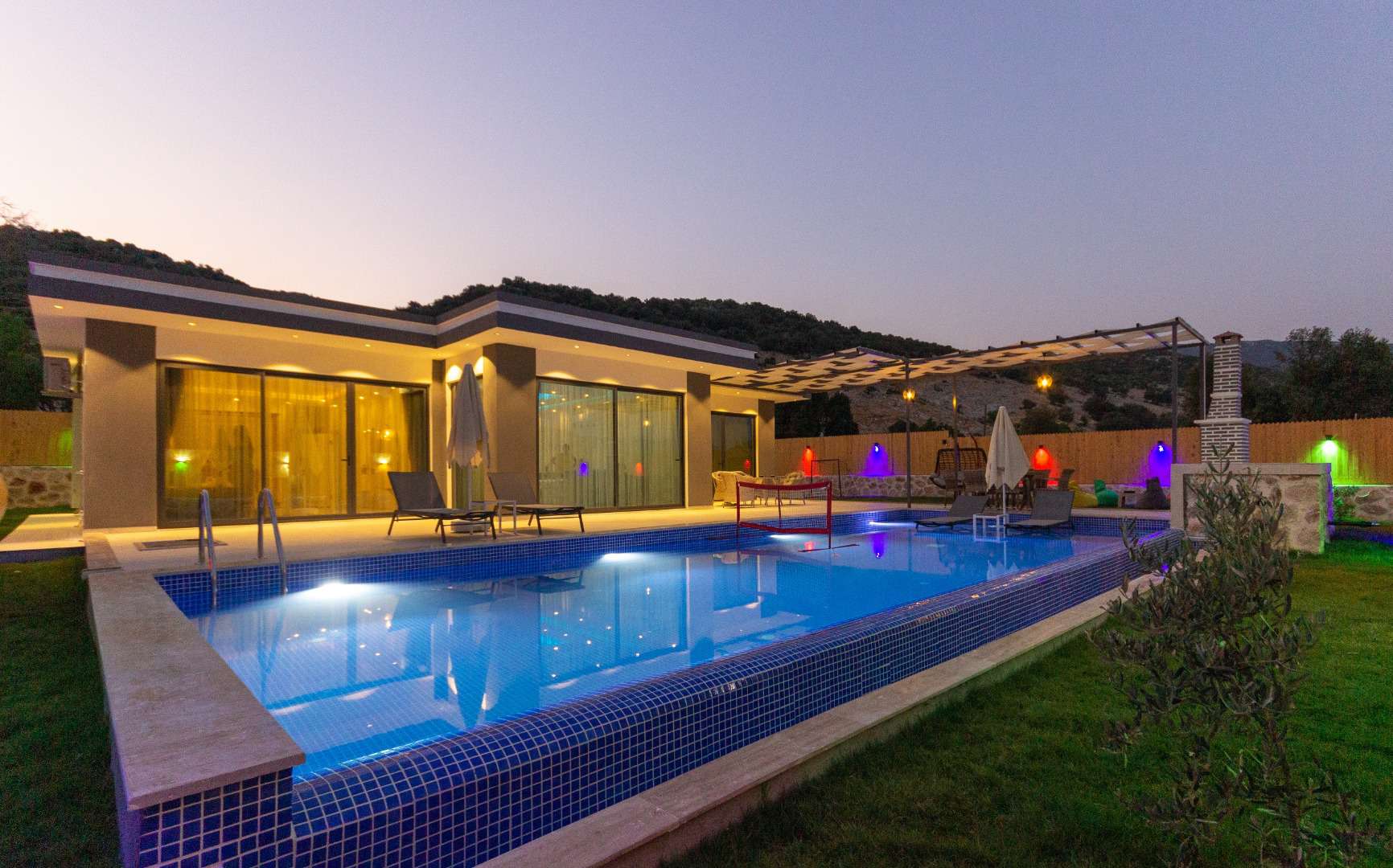 Villa İdil, Kalkan Sarıbelen Bölgesinde 5 Kişilik Kiralık Villa
