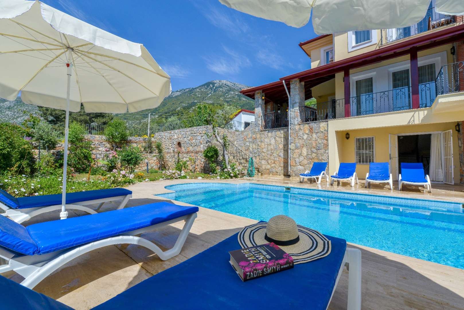 Villa Kılıç, Fethiye  Ovacık Bölgesinde 10 Kişilik Kiralık Villa