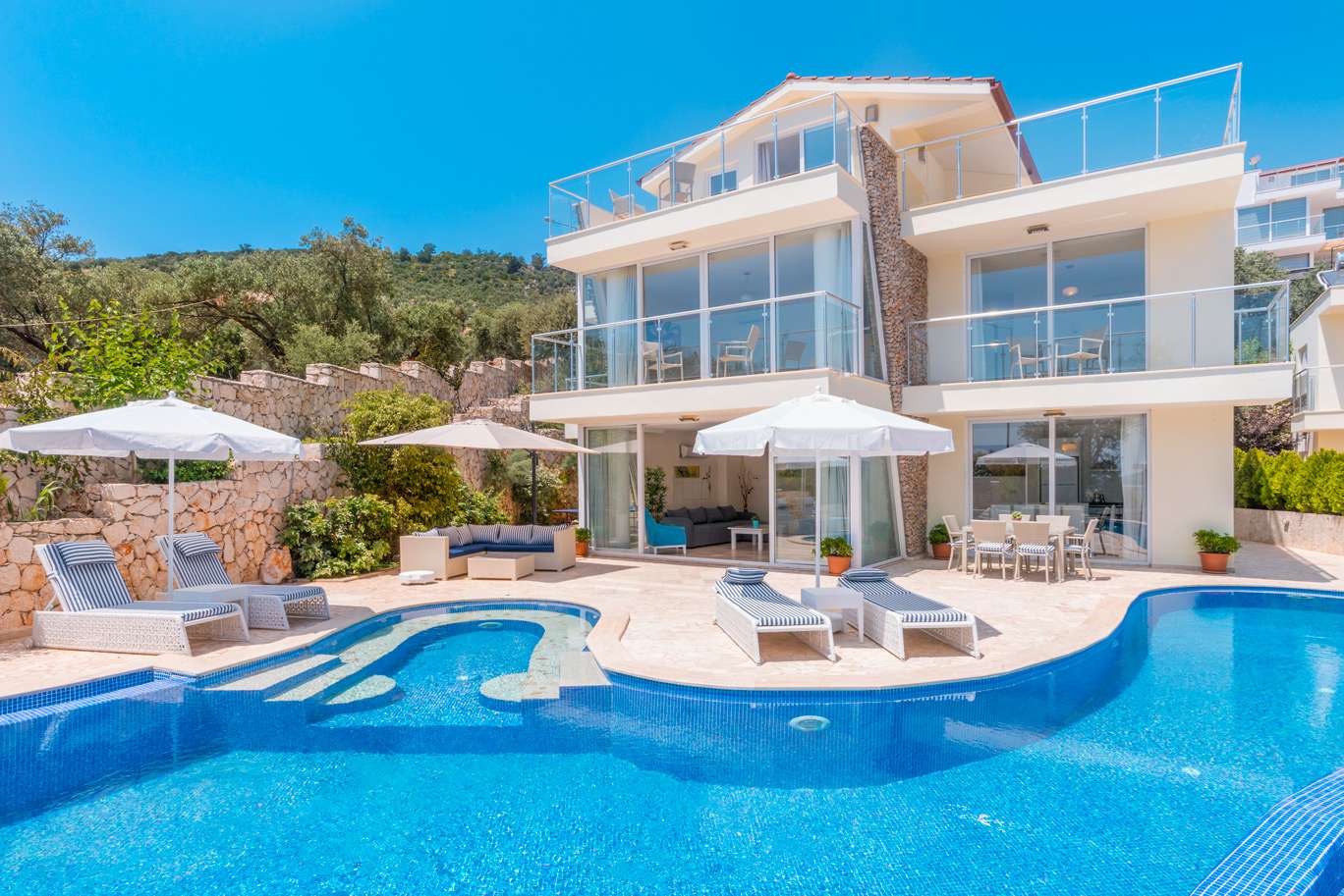 Villa Elia, Kalkan Kalkan Bölgesinde 10 Kişilik Kiralık Villa